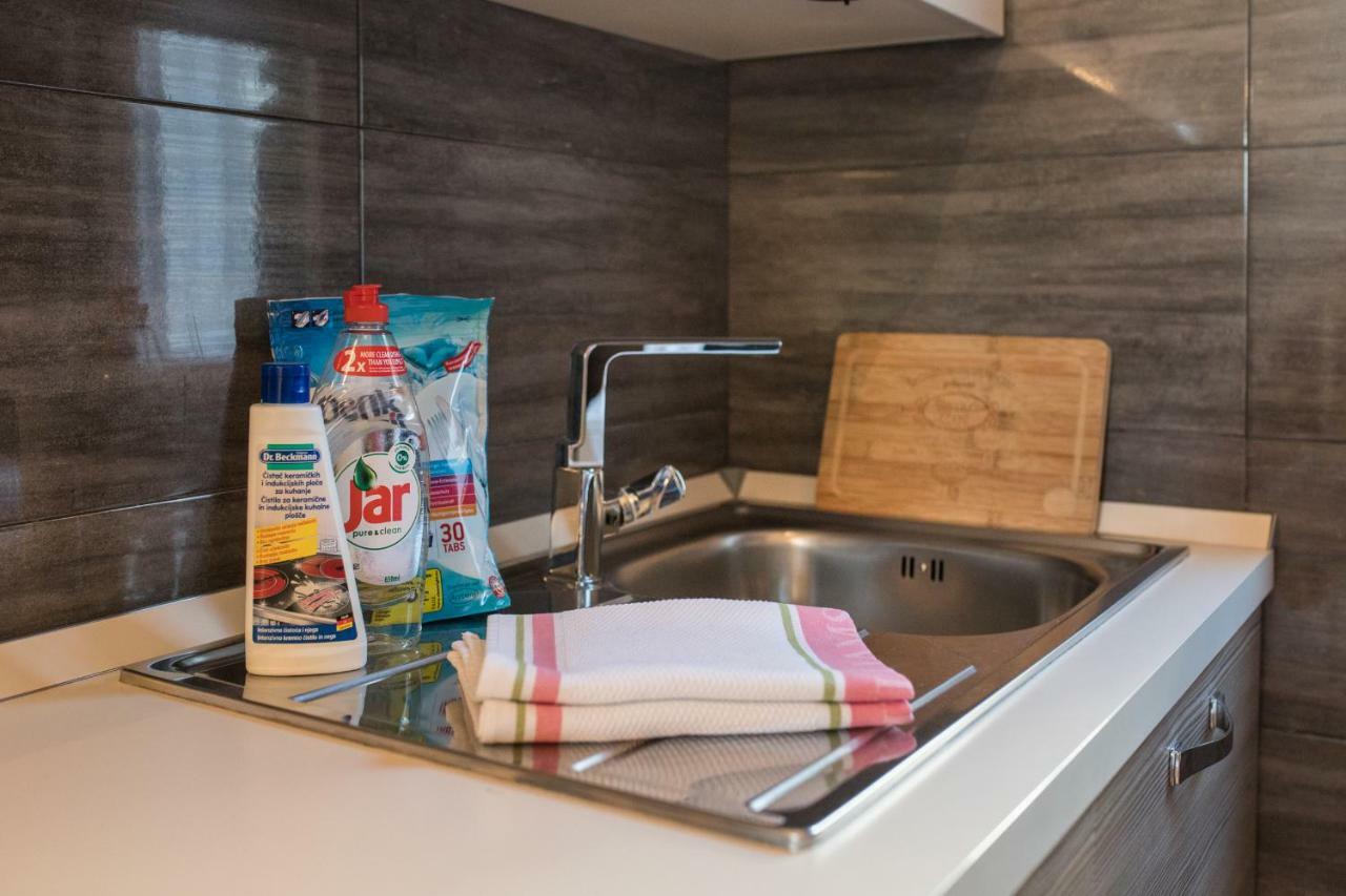 Apartment Bella Baska Voda Ngoại thất bức ảnh